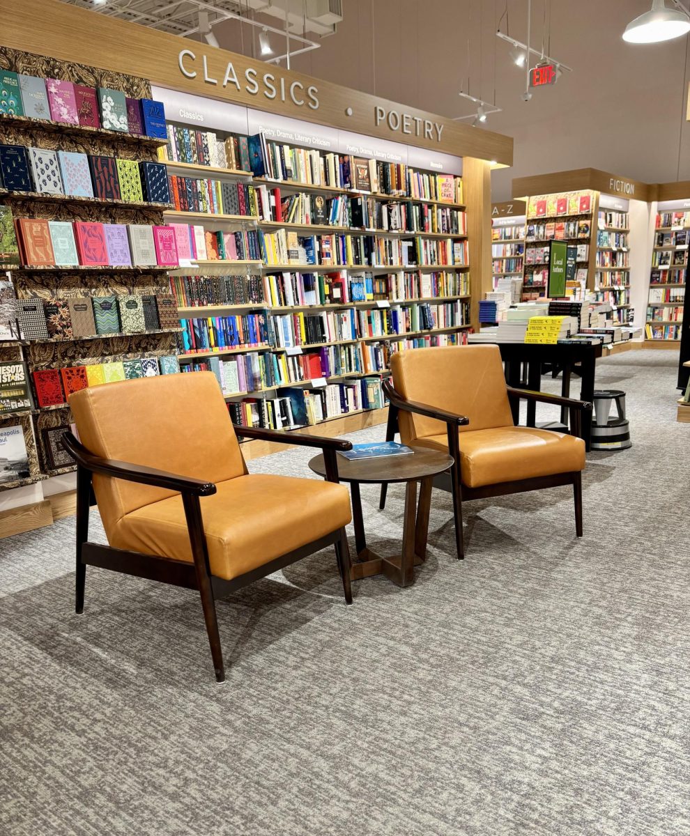 Reading area in Barnes and Noble | Photo by Kaitlyn Anlauf